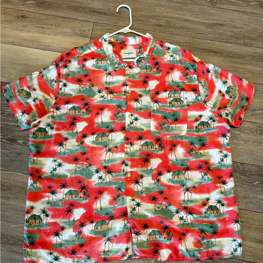 Goodfellow & Co Red and Green Casual Button Down Shirt